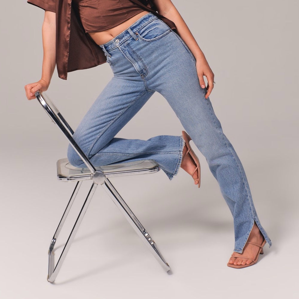 Abercrombie and Fitch 90s Ultra High Rise Split Hem Jeans